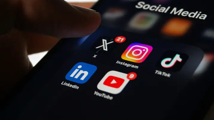 SoE comments on calls to ban under-16s from social media