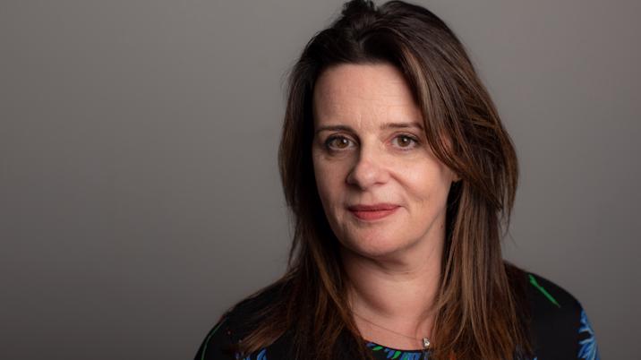 Janine Gibson joins FT