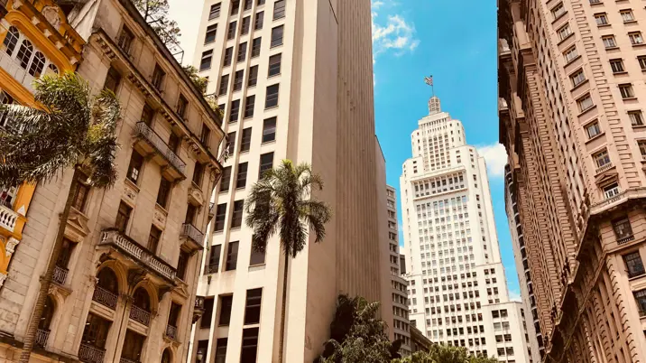 Bloomberg Journalism Programs expand to Brazil