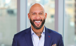 Tim Howard new DailyMail.com sports columnist